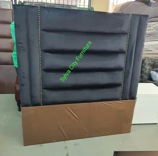  Style Meets Comfort: Choose from a variety of colors, fabrics, and textures to add a personalized