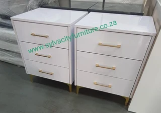 Stylish Bedside Tables/Pedestals