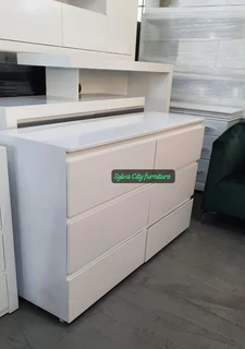 Stylish Chest of drawers Available