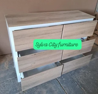 Stunning Chest of drawers Available