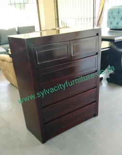 Stunning Chest of drawers Available