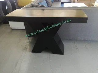 Servers/Console Tables Available