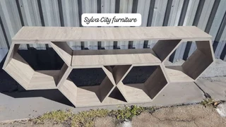 Servers/Console Tables Available