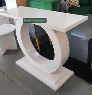 Servers/Console Tables Available