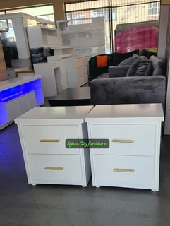 Quality Side Tables/Pedestals