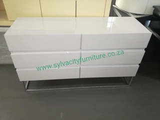 Quality Chest of Drawers Available
