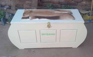 Modern Quality Kist Available