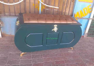 Modern Quality Kist Available