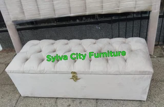 Beautiful Quality Blanket Boxes Available