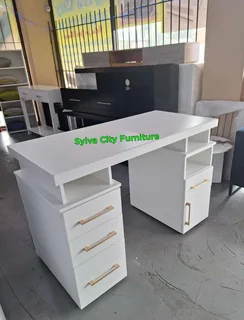 Stylish Modern Dressing Tables/Dressers