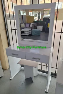 Glam Up Your Mornings – Stylish Dressing Tables Available