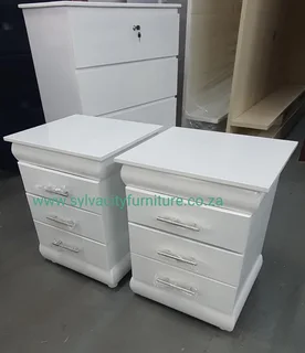 Beautiful Chic Bedside Tables/Pedestals