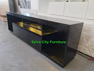 Strong. Stylish. Space-Saving – Plasma Stands That Deliver