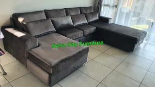 The Perfect Fit for Any Corner – Shop L-Shaped Couches