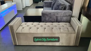 Neat. Chic. Functional – Blanket Boxes That Work for Every Room