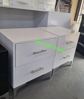 Affordable Elegance Beside Your Bed – Pedestal Deals You’ll Love