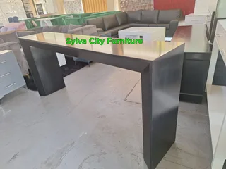 Make your first impression count with our stunning console tables.