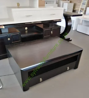 Coffee, style, and conversation – gather around our stunning tables.