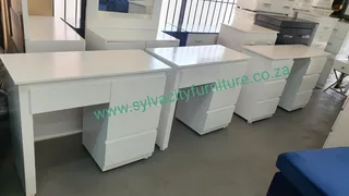 Style meets storage – discover our chic dresser collection.