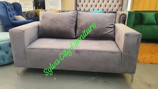 Don’t Miss Out – Quality Couches for Under R3000!