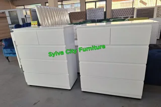 Keep your space neat and stylish with our chest of drawers