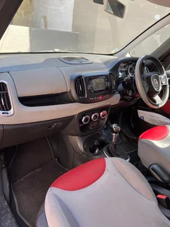 2014 Fiat 500 L Hatchback