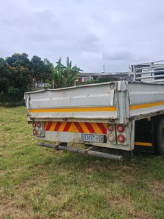 4 TON TATA TRUCK