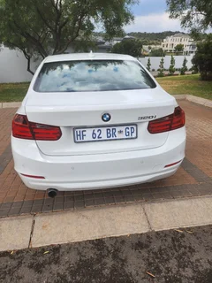 2013 BMW 3 Series Sedan