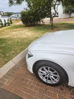 2013 BMW 3 Series Sedan