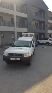 Bakkie for hire 063 049 0104