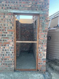 Confidence painting building and Home Maintenance