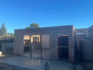 Confidence painting building and Home Maintenance