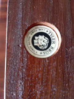 VINTAGE DROP LEAF TABLE - MAHOGANY