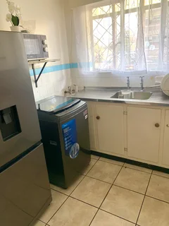 Sharing apartmrent in scottsville