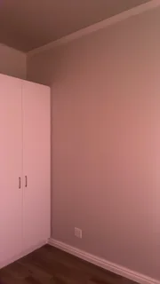 One Room to rent in 2 bedroom apartment, in buh rein estate!! Contract me if interested