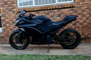 2015 Kawasaki Ninja With 39000 Kms