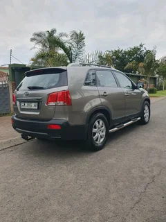 KIA SORENTO 2.2 CRDI AUTOMATIC FULL SERVICE HISTORY AND SPARE KEYS