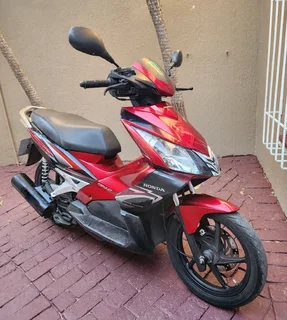 Honda Airblade Scooter Automatic