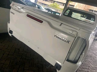 Toyota Hilux GD6 Loadbin