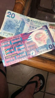 FOREIGN COINS AND NOTES ON SPECIAL(BARGAIN)