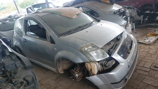 Citroën c2 vtr stripping for spares