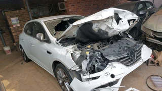 Reneulte megan gt line stripping for spares