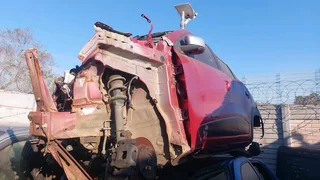 Renault kwid stripping for spares