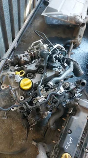 Renault sandro 900cc stepway engine stripping for spares