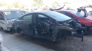 Kia rio 1.4 2013 stripping for spares