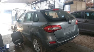 Renault koleos 2.0 stripping for spares
