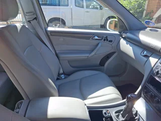 2003 Mercedes-Benz C220 CDI