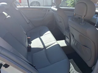 2003 Mercedes-Benz C220 CDI