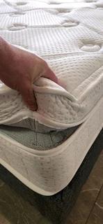 KING BED EXTRA LENGHT WITH PILLOWTOP MATRESS AS NEW R5500 WATSAP 0736552664