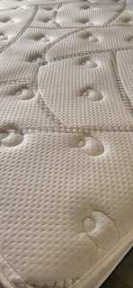 KING BED EXTRA LENGHT WITH PILLOWTOP MATRESS AS NEW R5500 WATSAP 0736552664